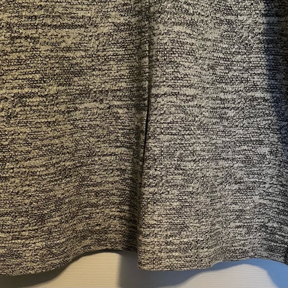 Torrid Size 3x light grey Studio Double Knit boyfriend blazer- great condition! - Picture 9 of 10